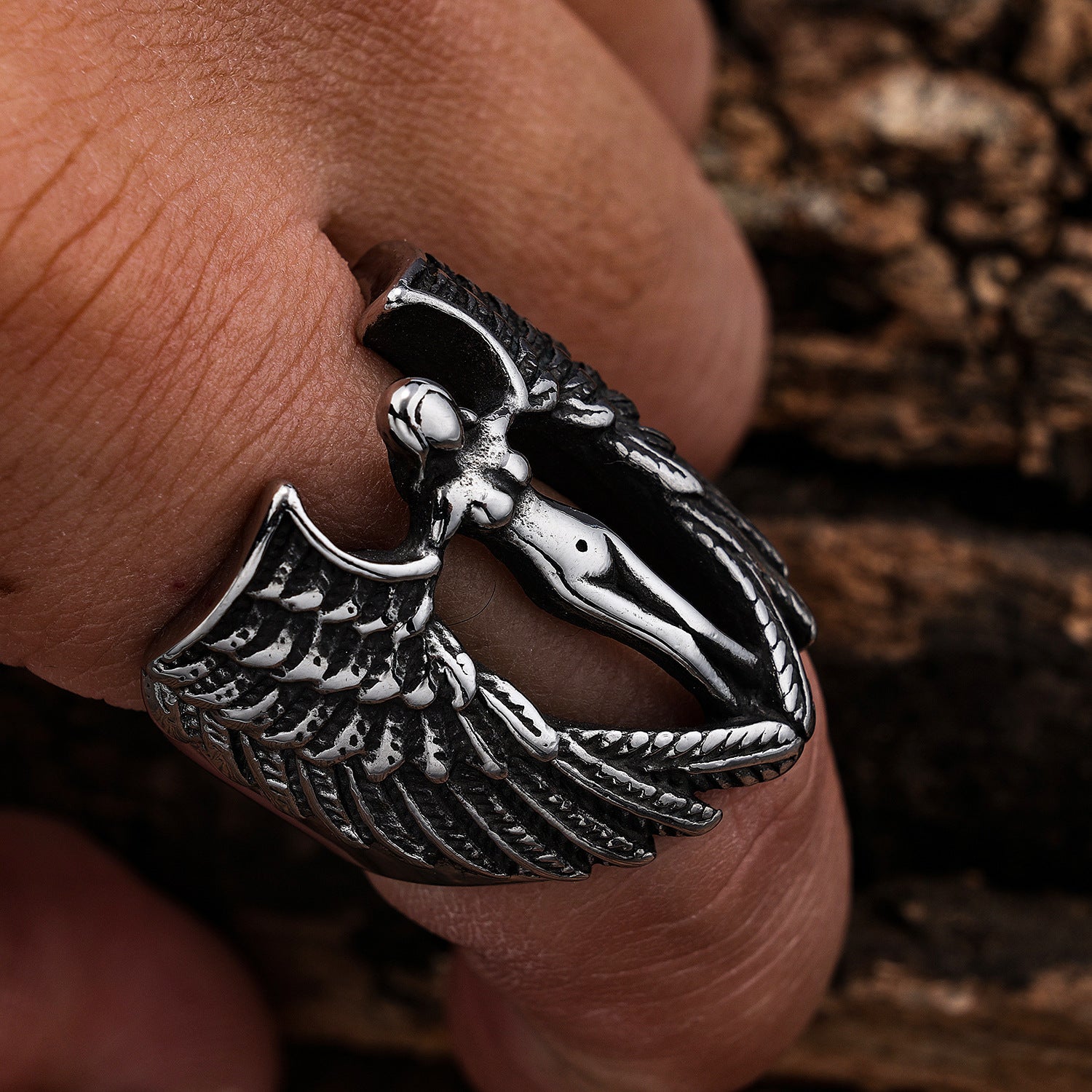 Personalized goddess wing shape ring